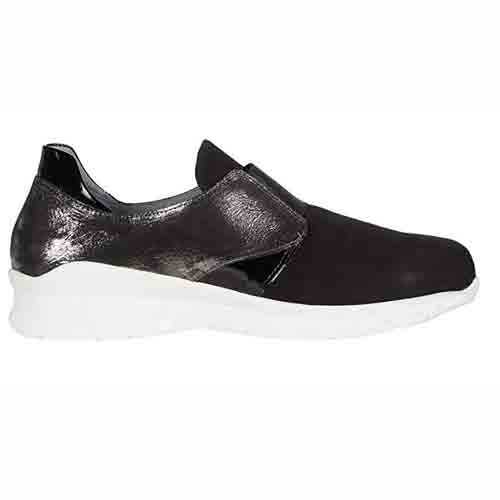 Naot Women's Intrepid - Style 18017 - Black Velvet/Met Onxy Lthr